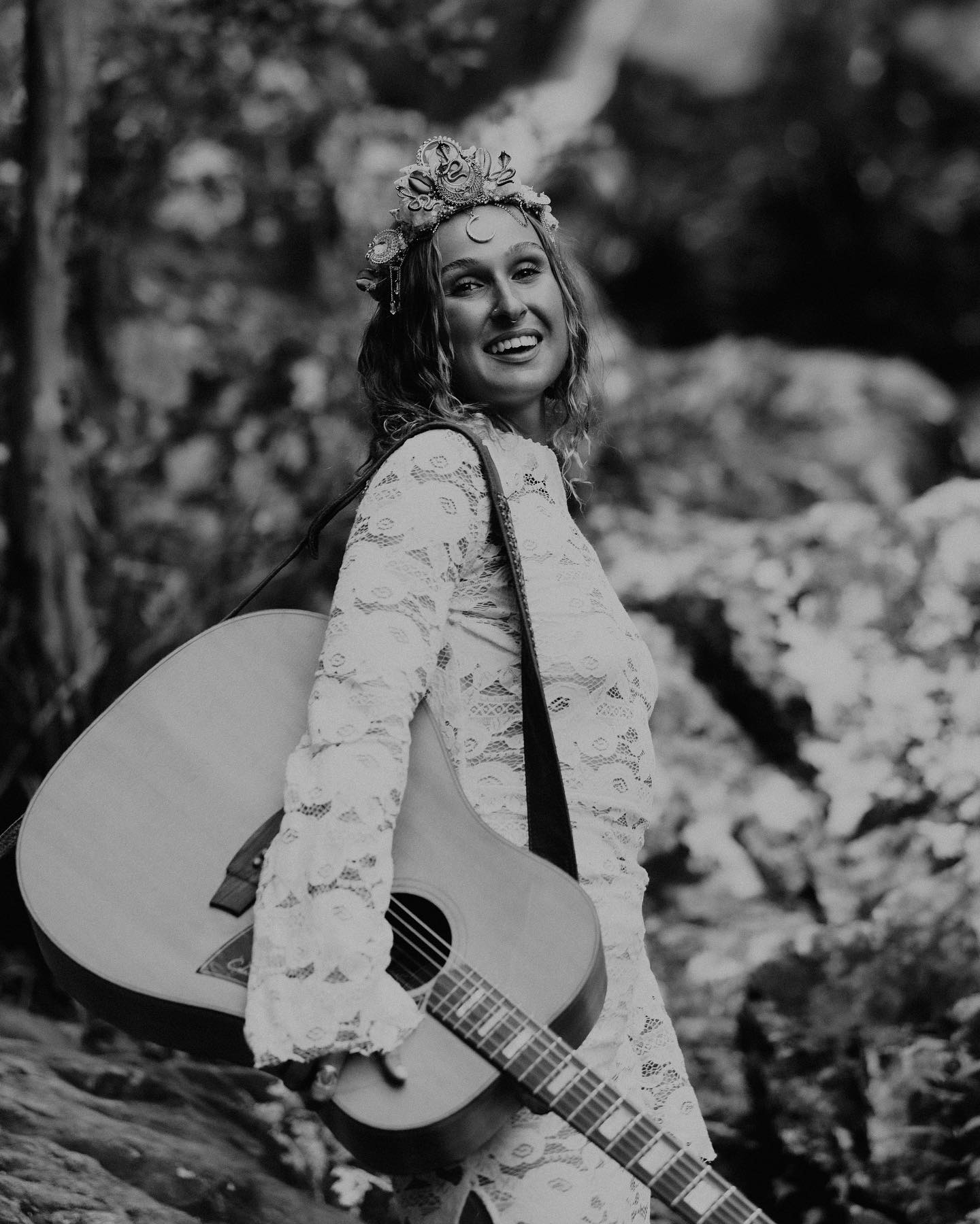 Love Note Music Live Music & DJ - Sunshine Coast Weddings